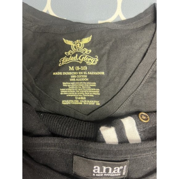 Women's Clothing Bundle: White Jeans & Assorted Tops - Size M/S/P - Picture 7 of 16